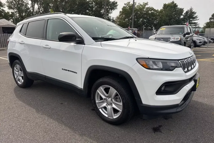 2022 Jeep Compass North Edition Latitude photo 1