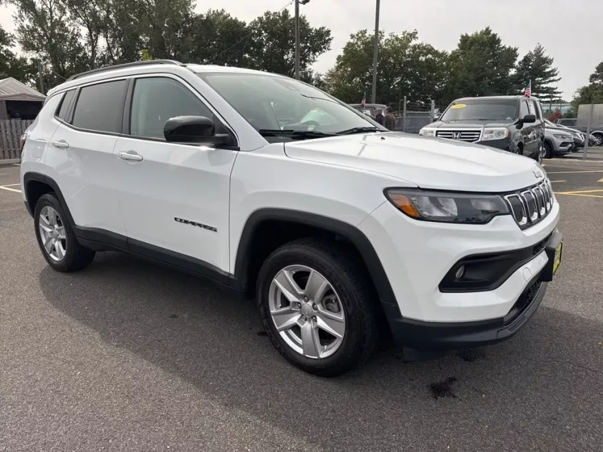 2022 Jeep Compass North Edition Latitude photo 1
