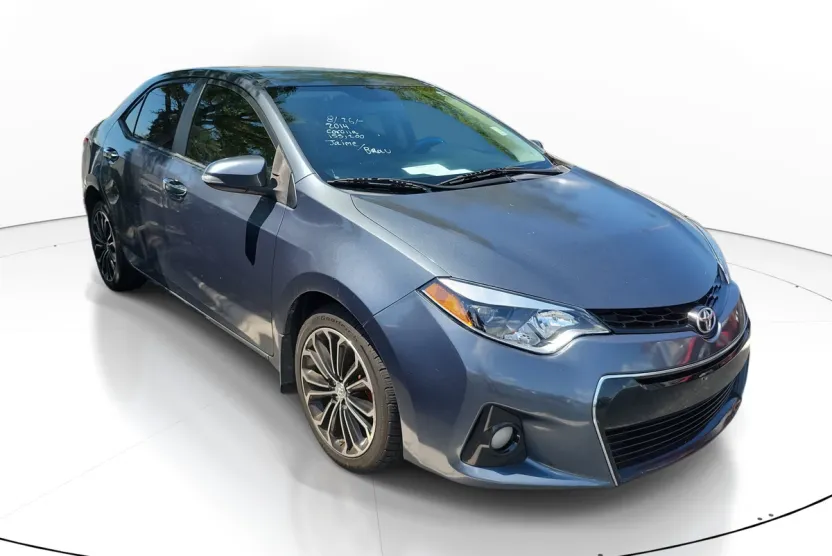 2014 Toyota Corolla Plus photo 1