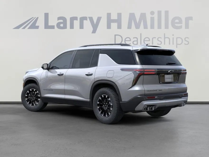2026 Chevrolet Traverse Z71 photo 1