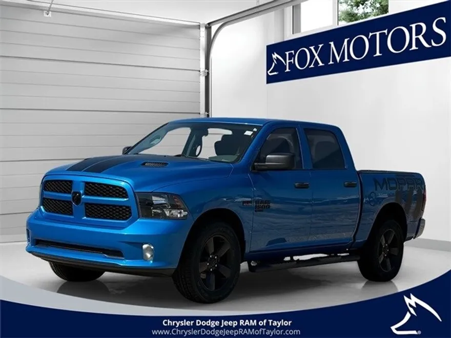 2019 Ram 1500 Classic Express photo 1
