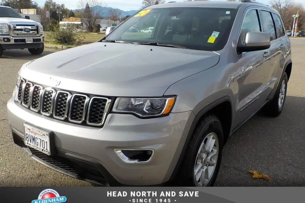 2020 Jeep Grand Cherokee Laredo photo 1