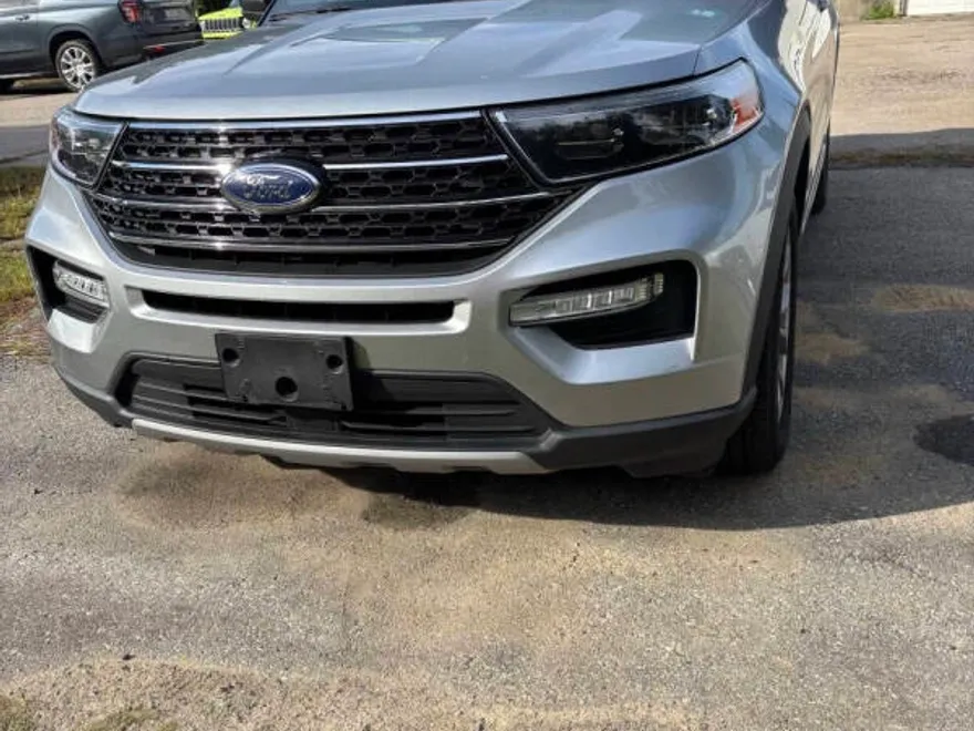 2020 Ford Explorer XLT photo 1