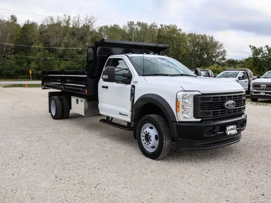2023 Ford F-450 XL photo 1