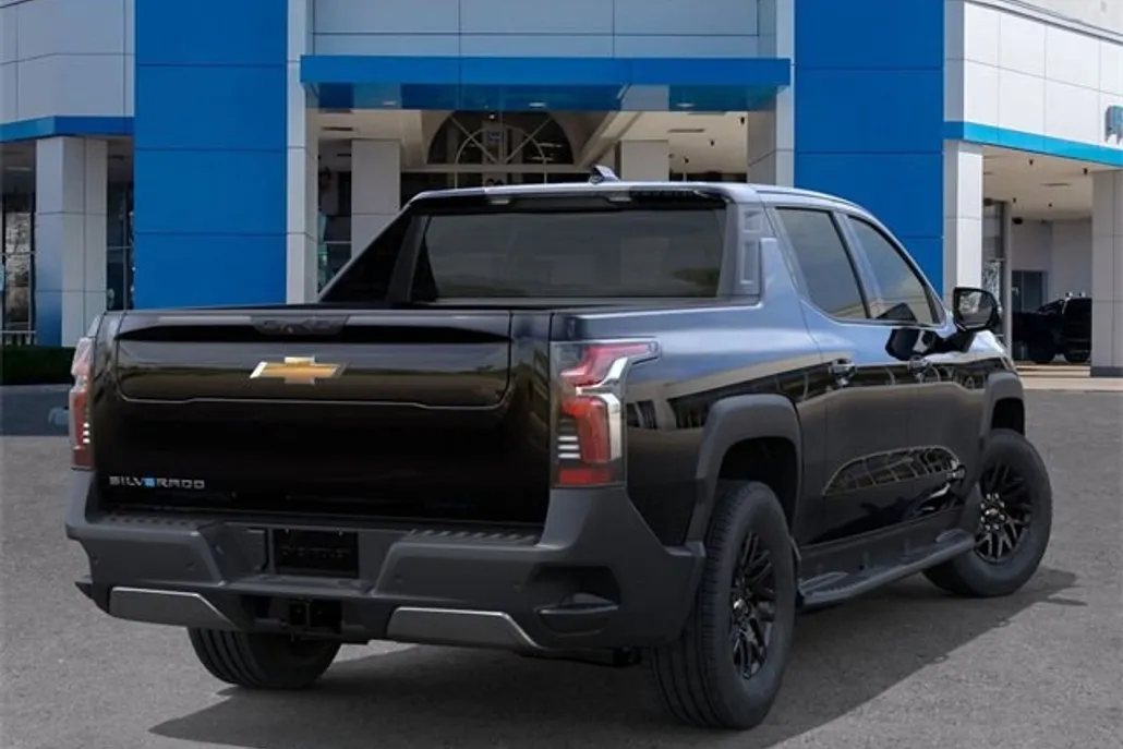 2026 Chevrolet Silverado EV LT photo 1