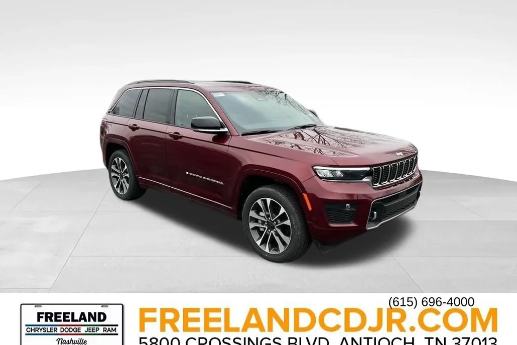 2024 Jeep Grand Cherokee Overland photo 1