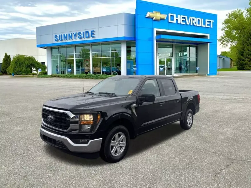 2023 Ford F-150 XLT photo 1