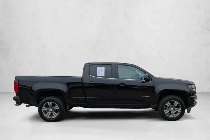 2015 Chevrolet Colorado LT photo 1