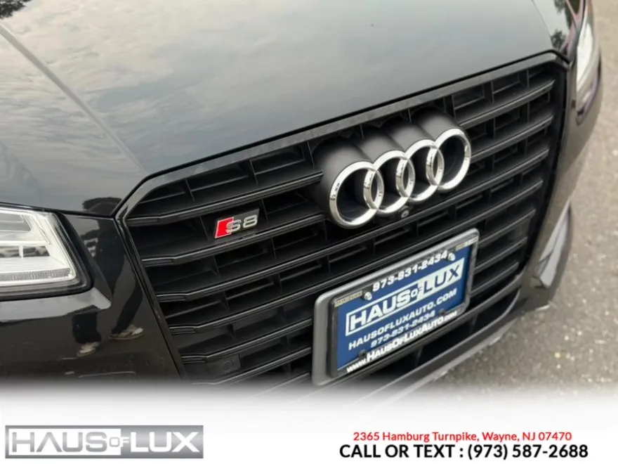 2017 Audi S8 Quattro Plus photo 7