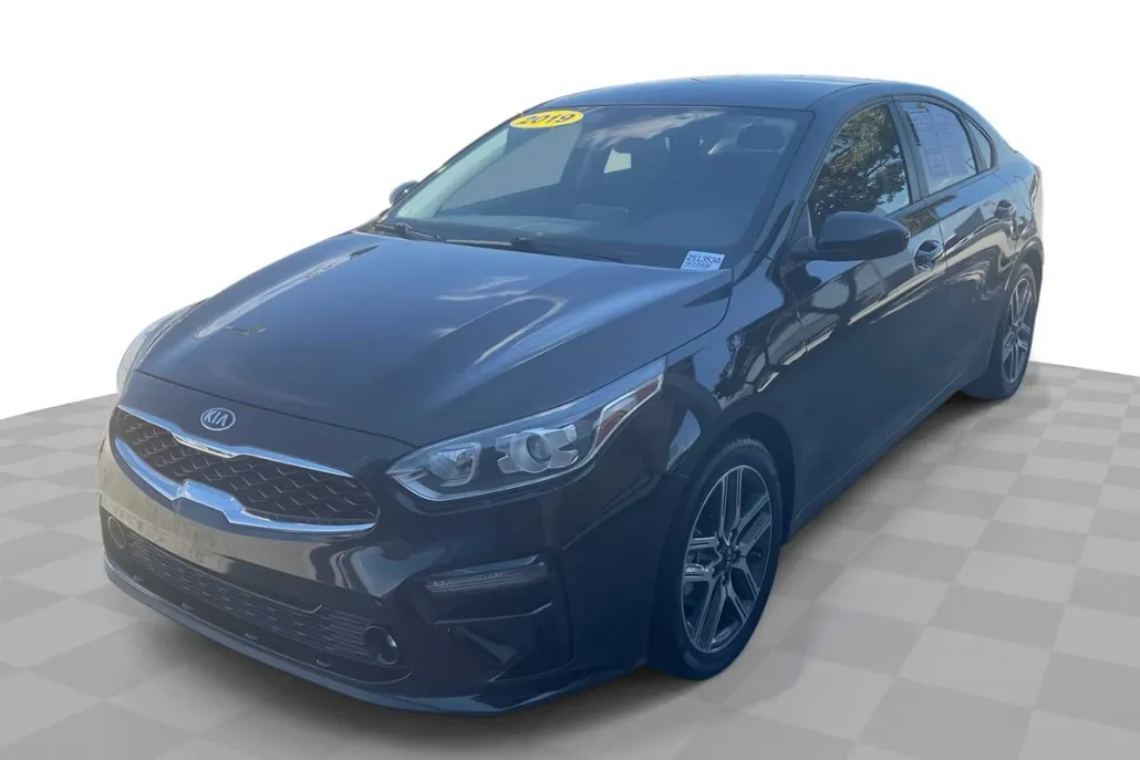2019 Kia Forte S photo 1