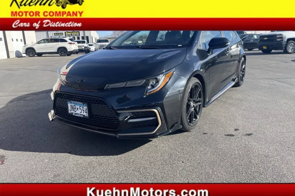 2022 Toyota Corolla SE photo 1