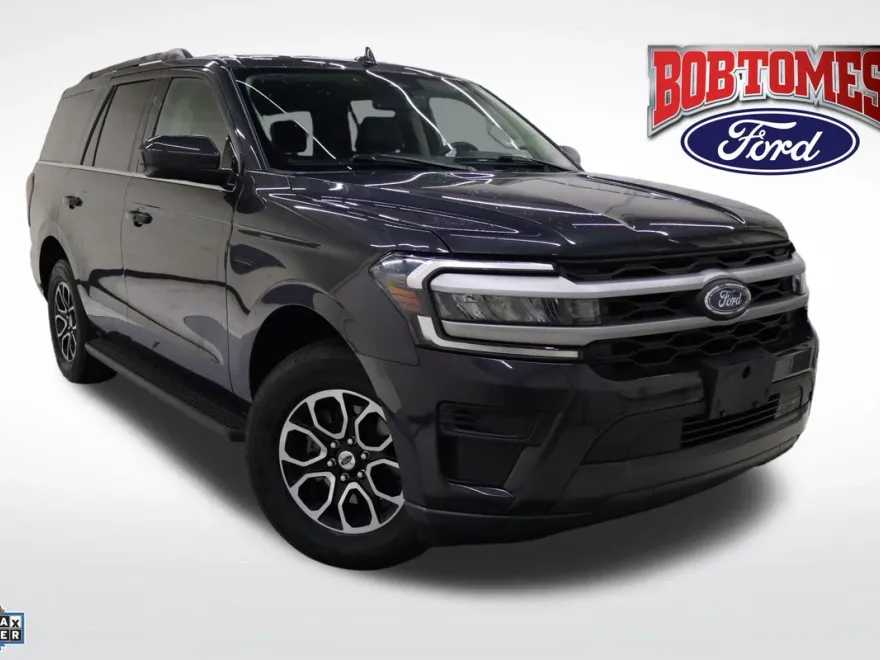 2024 Ford Expedition XLT photo 1