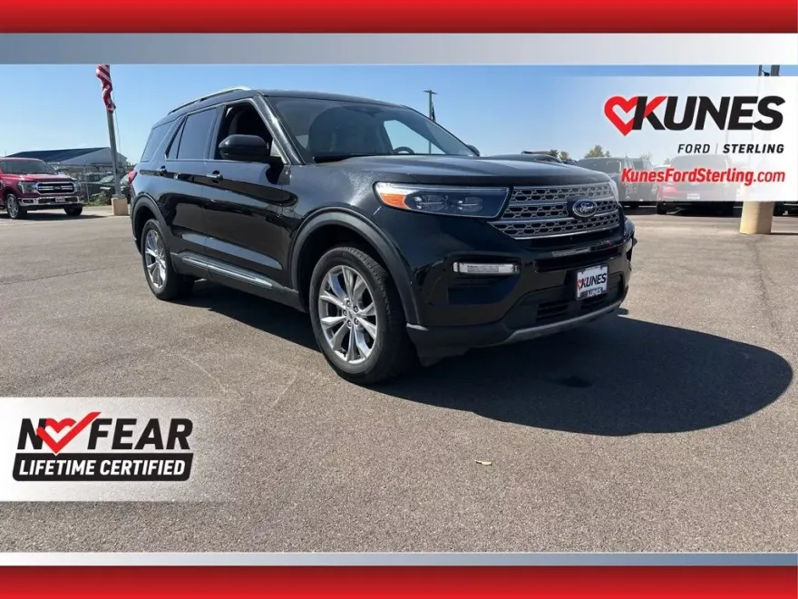 2024 Ford Explorer Limited photo 1