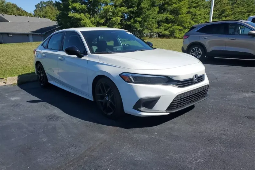 2022 Honda Civic Sport photo 1