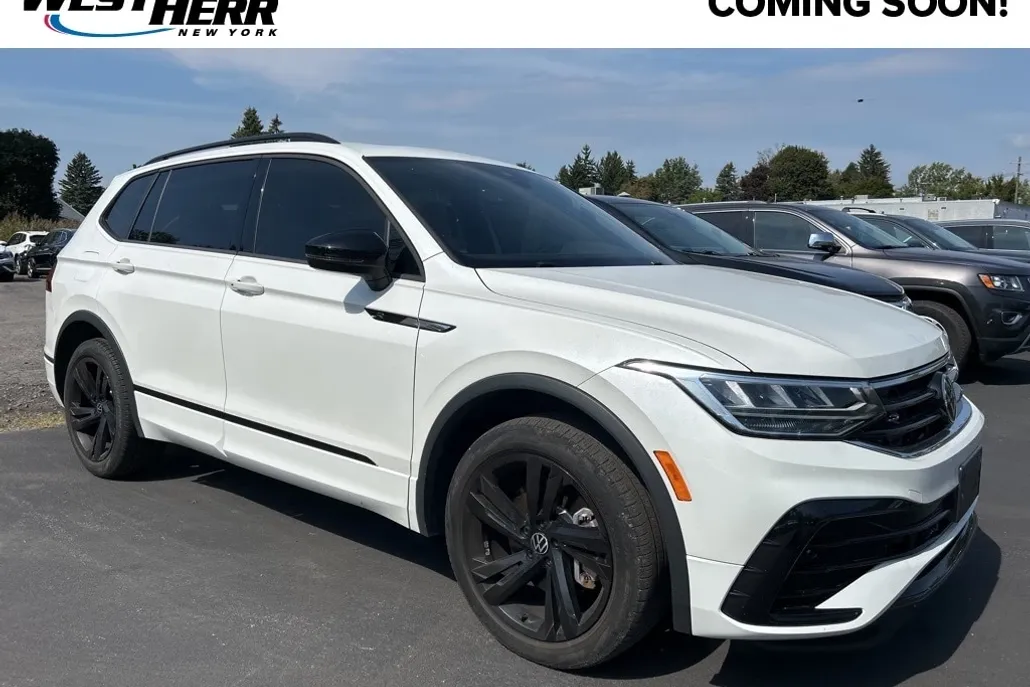 2023 Volkswagen Tiguan SE R-Line Black photo 1