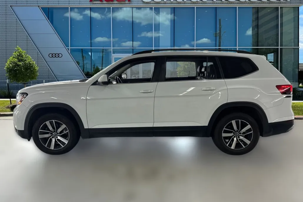 2021 Volkswagen Atlas SE photo 1