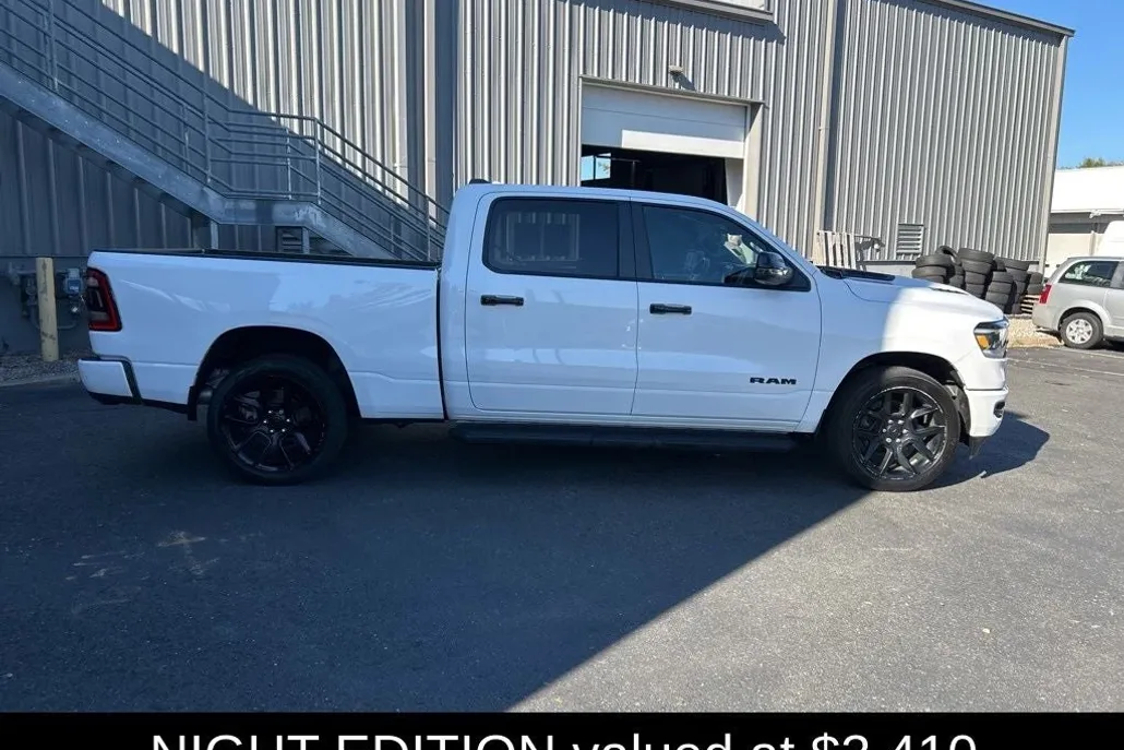2023 Ram 1500 Laramie photo 1