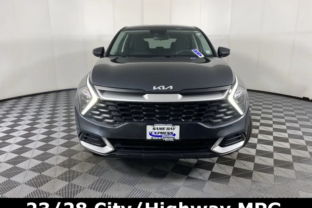 2023 Kia Sportage LX photo 1