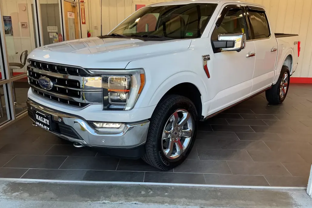 2022 Ford F-150 Lariat photo 1
