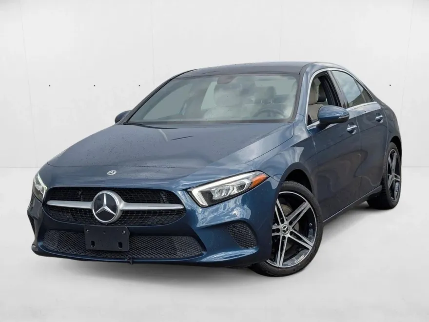 2022 Mercedes Benz A 220 4MATIC photo 1