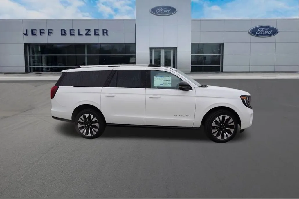2025 Ford Expedition MAX Platinum photo 1