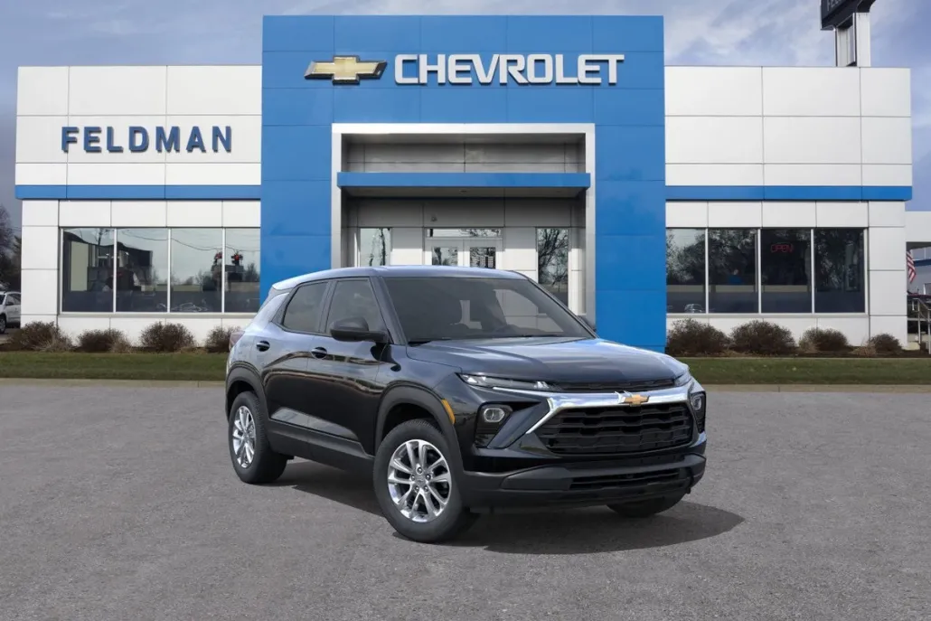 2024 Chevrolet Trailblazer LS photo 1