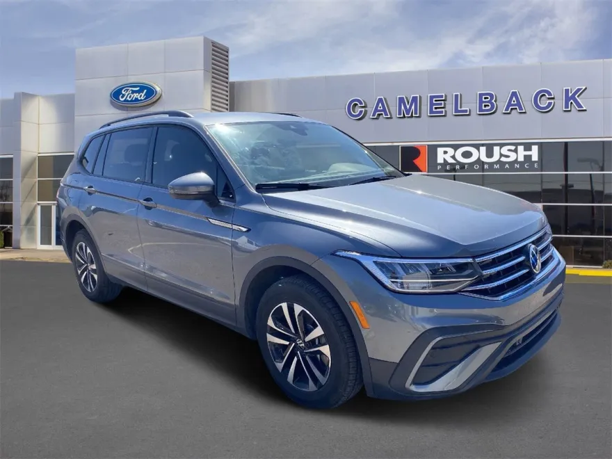 2024 Volkswagen Tiguan S photo 1