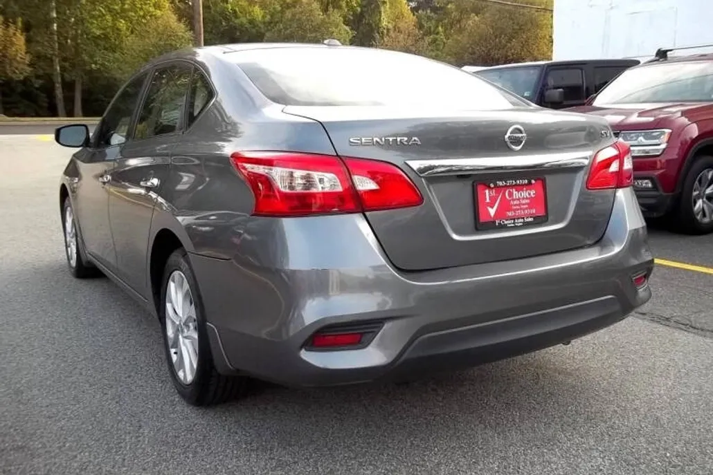 2018 Nissan Sentra SV photo 1