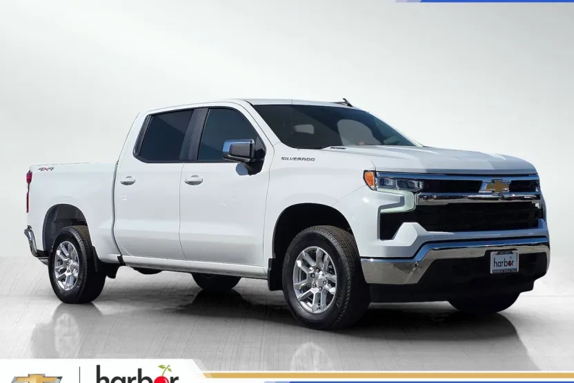 2025 Chevrolet Silverado 1500 LT photo 1