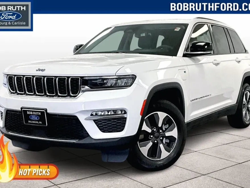 2023 Jeep Cherokee 4xe photo 1