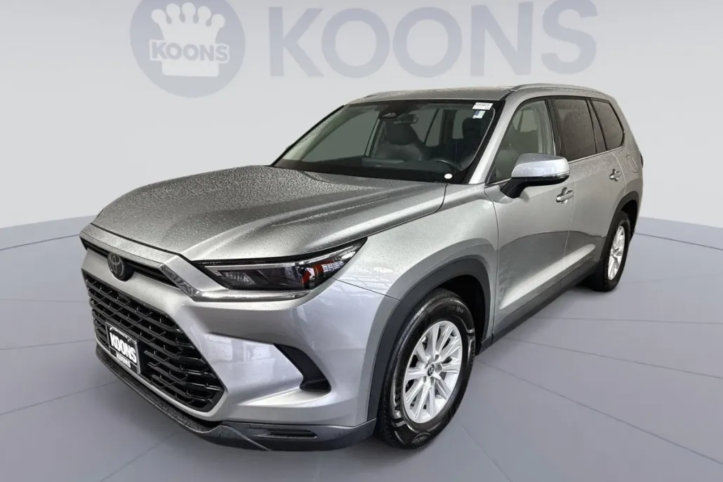 2024 Toyota Grand Highlander Limited photo 1