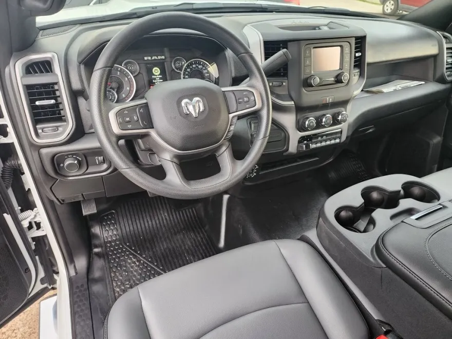 2024 Ram 5500 Tradesman SLT photo 1