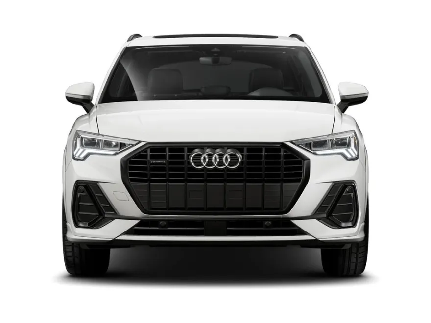 2025 Audi Q3 45 TFSI S line Premium photo 3
