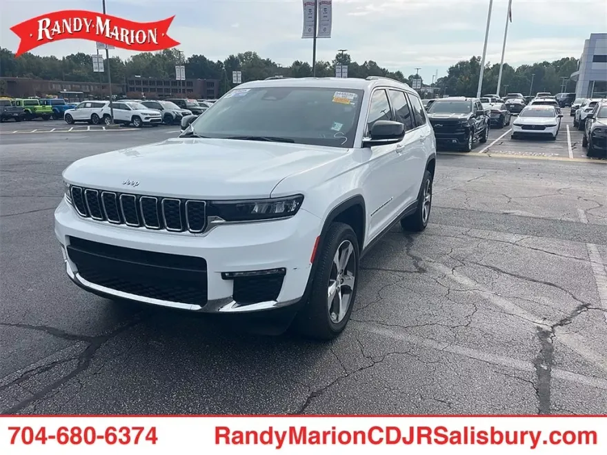 2023 Jeep Grand Cherokee Limited photo 1