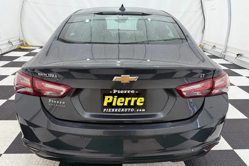 2020 Chevrolet Malibu 1LT photo 1