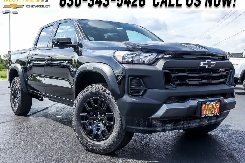 2026 Chevrolet Colorado Trail Boss photo 1