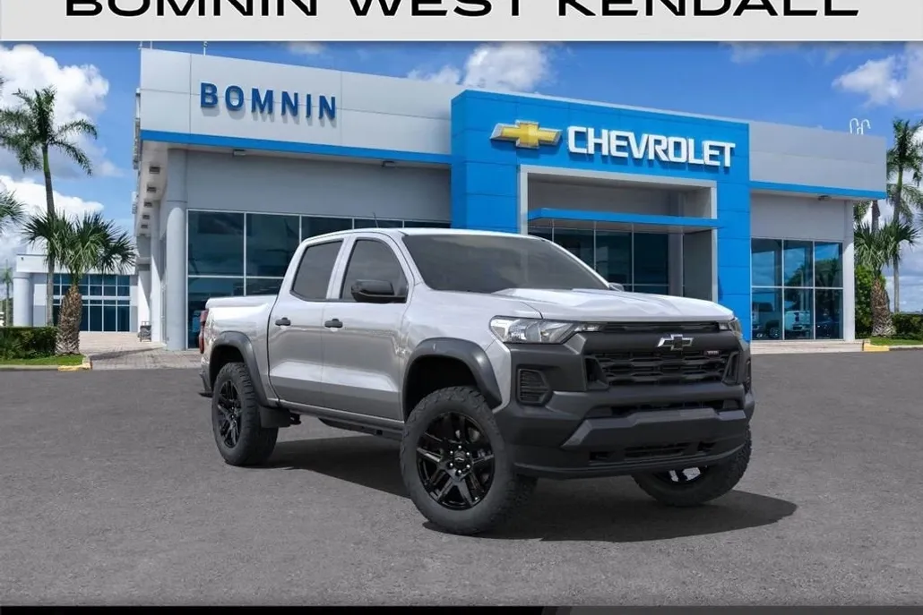 2025 Chevrolet Colorado Trail Boss photo 1