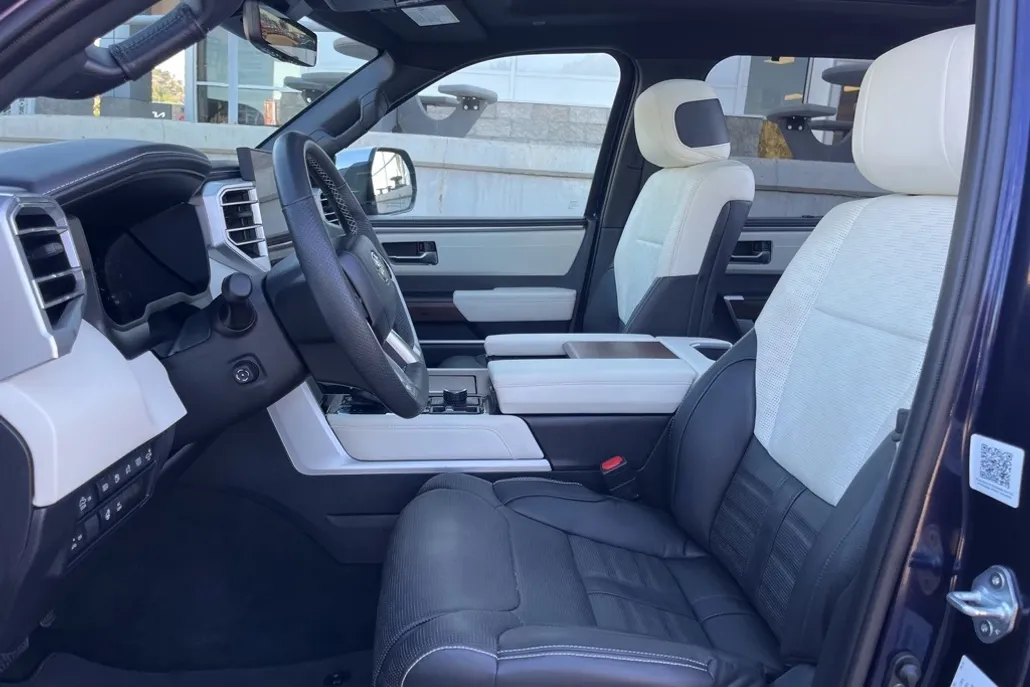 2024 Toyota Tundra CapStone photo 1