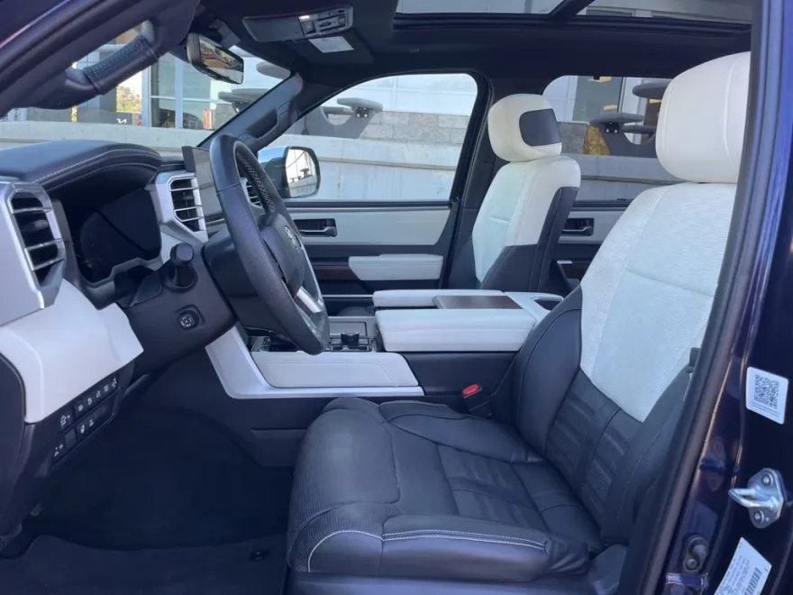2024 Toyota Tundra CapStone photo 1