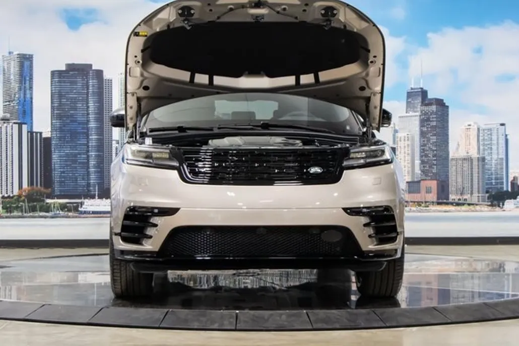 2026 Land Rover Range Rover Velar SE photo 1
