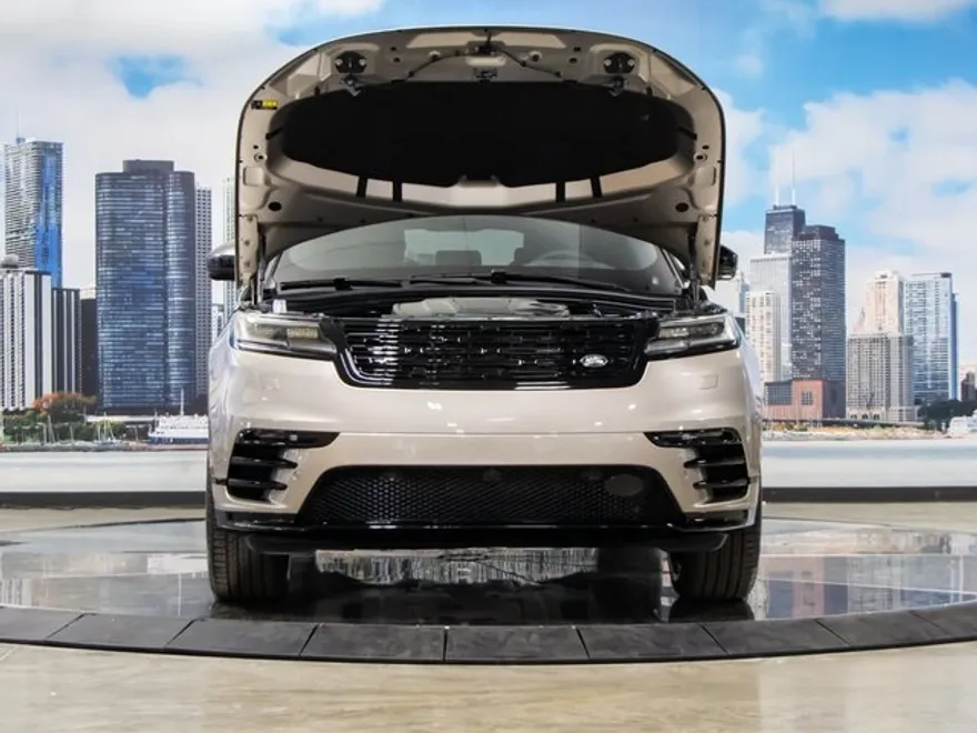 2026 Land Rover Range Rover Velar SE photo 1