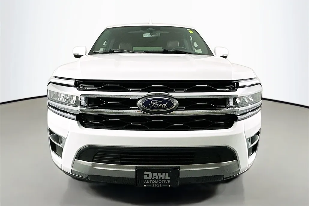 2024 Ford Expedition MAX Limited photo 1