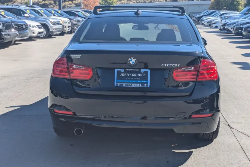 2013 Bmw 320i SA photo 1