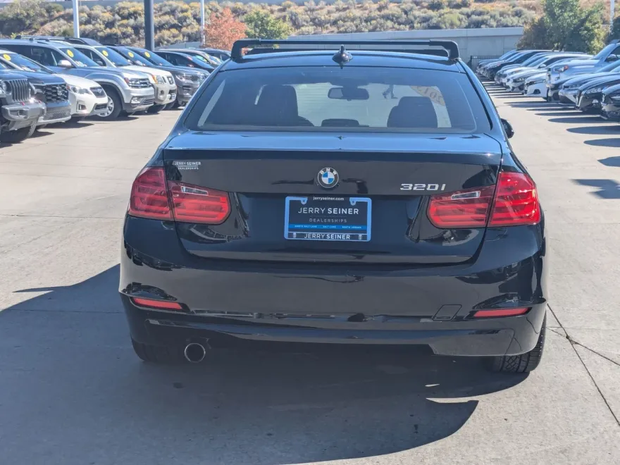 2013 Bmw 320i SA photo 1