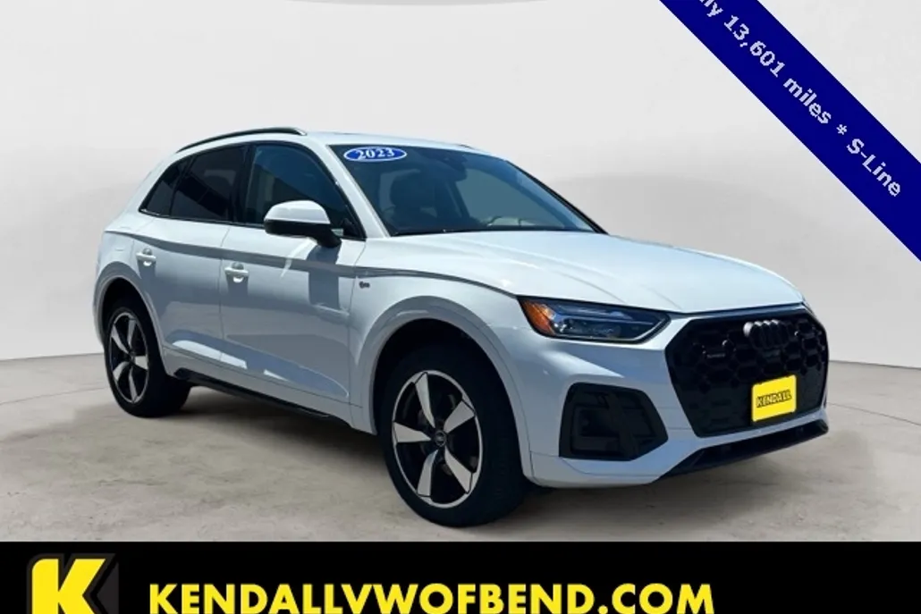 2023 Audi Q5 45 S line Premium Plus photo 1