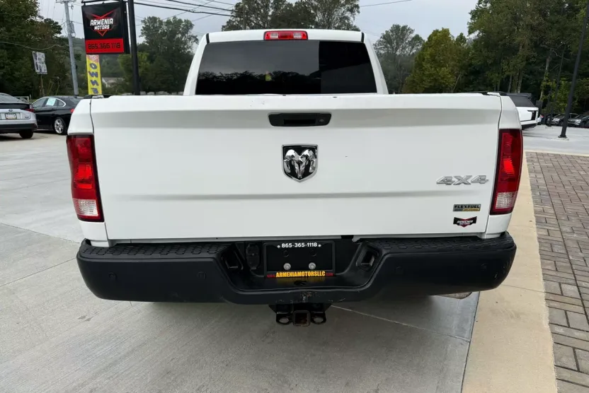 2017 Ram 1500 Tradesman photo 1