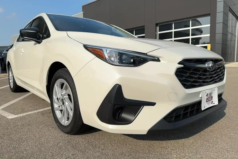 2024 Subaru Impreza Base photo 1