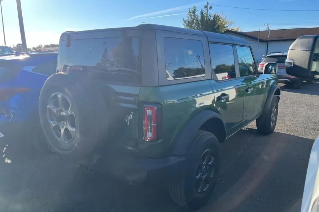 2022 Ford Bronco Big Bend photo 1