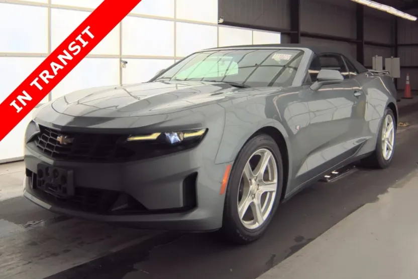 2020 Chevrolet Camaro 1LT photo 1