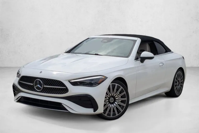 2024 Mercedes Benz CLE 4MATIC photo 1